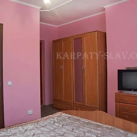 Konukevi Karpatskyi Maetok